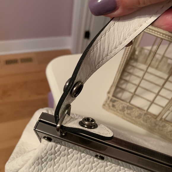 Patricia Nash White Ferrara Frame Satchel - Picture 4 of 12
